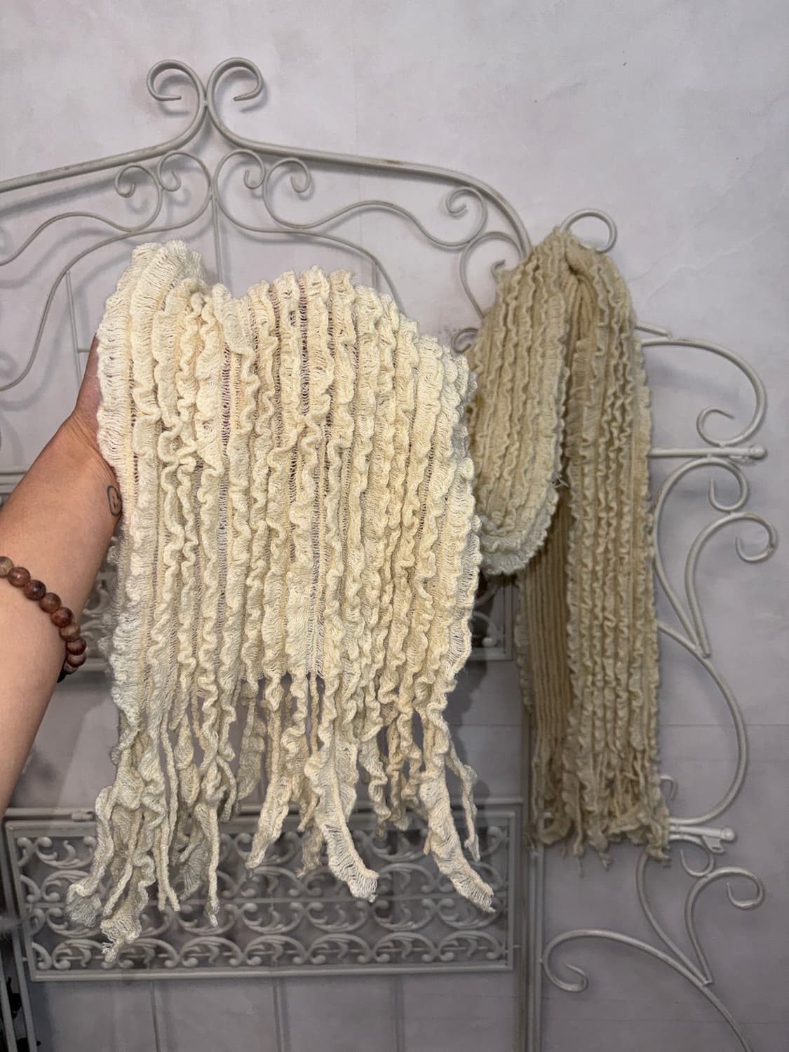 Ivory grunge ruffle knit muffler 상품이미지4