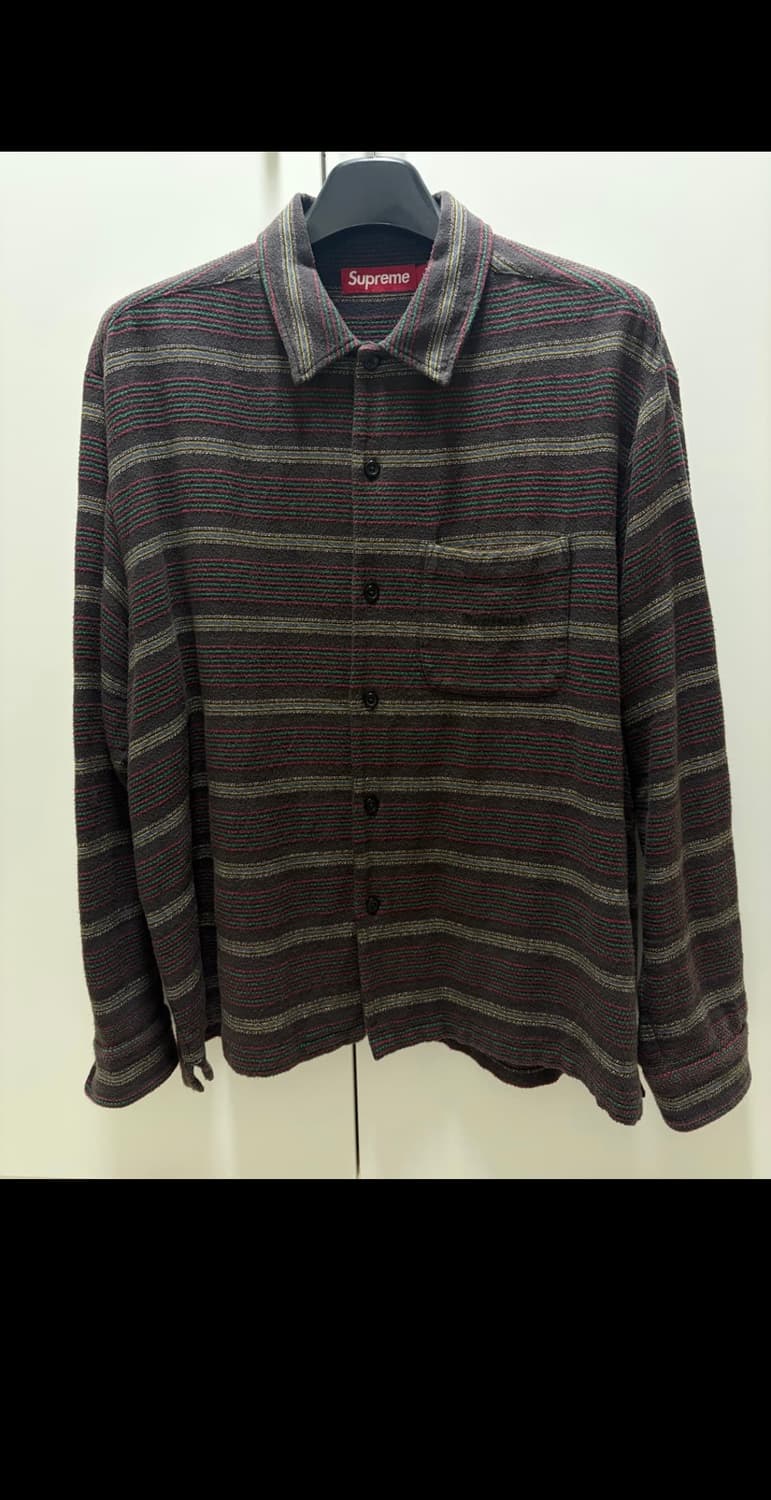 슈프림 우븐 스트라이프 셔츠 페이디드 블랙 - 24FW[L] 상품이미지2