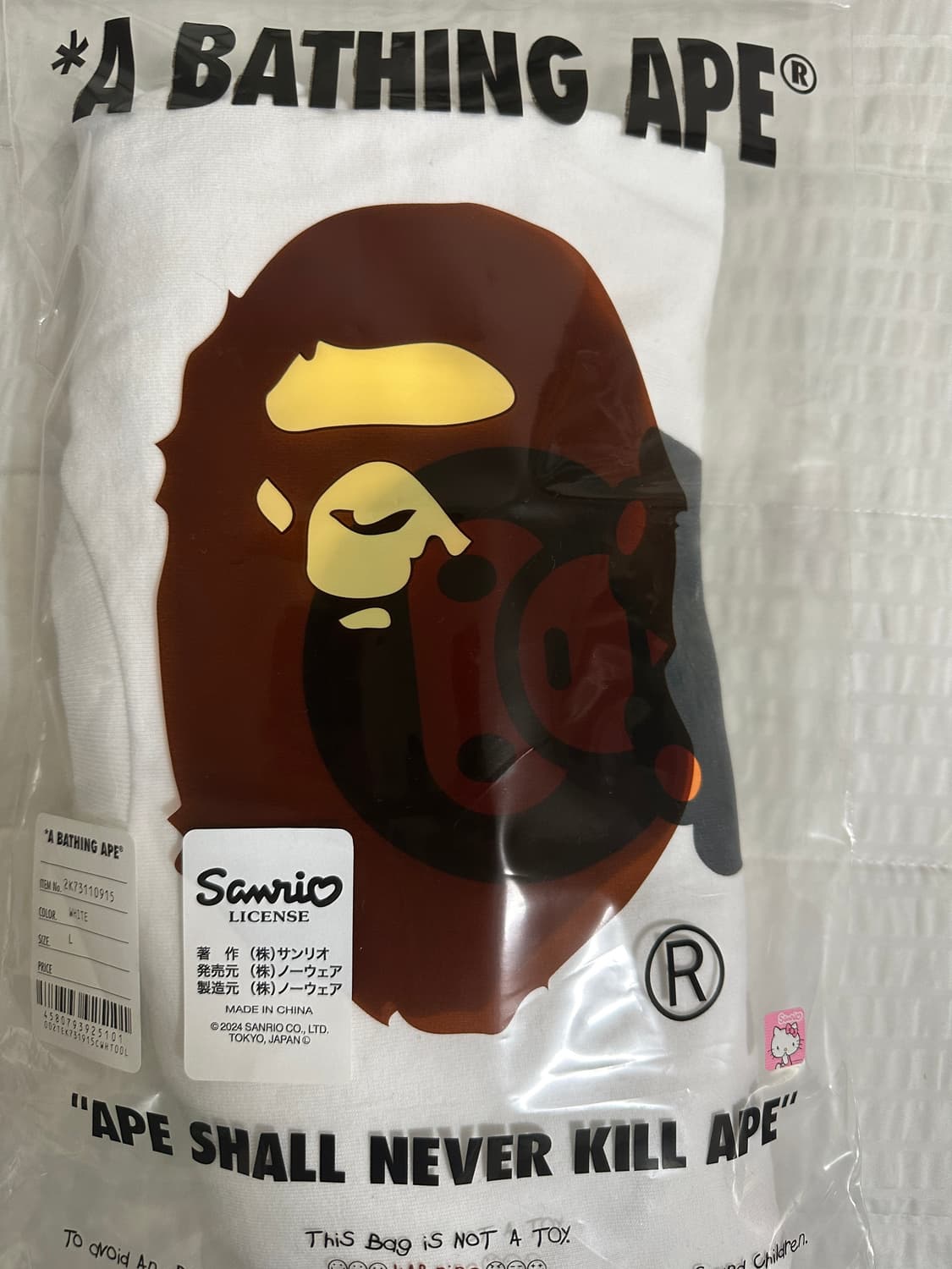 [L] 베이프X산리오 배드바츠마루 티셔츠 상품이미지2