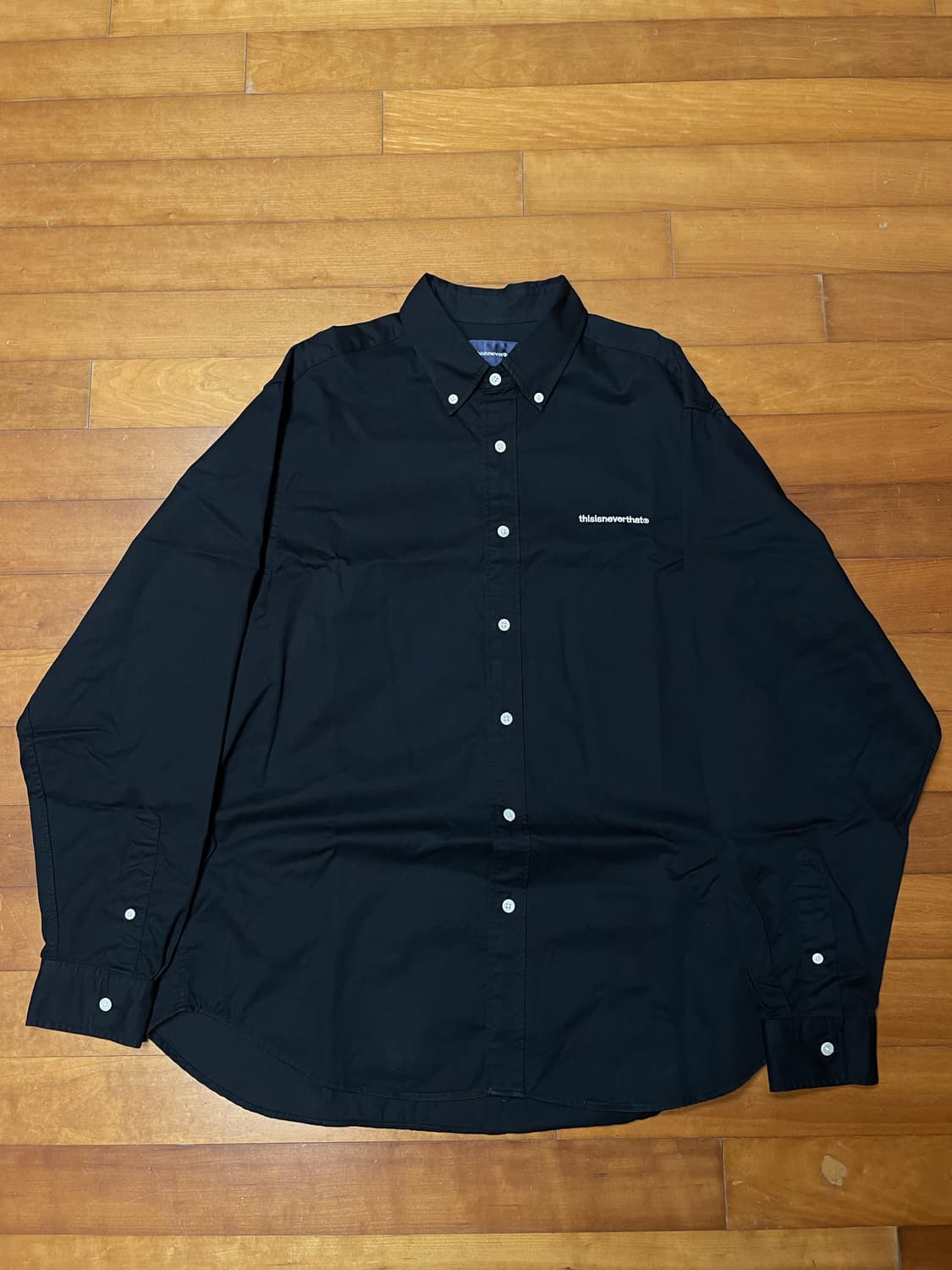 디스이즈네버댓 블랙 셔츠(T-logo Twill Shirt Black) 상품이미지2