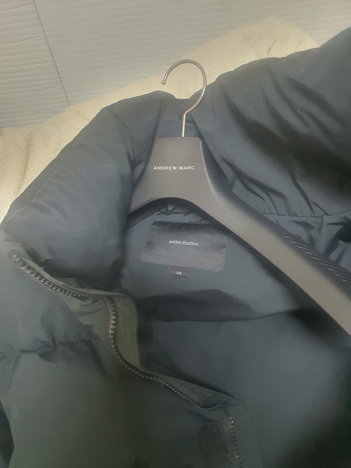 엔타이어스튜디오pfd v2패딩 xxl 상품이미지3