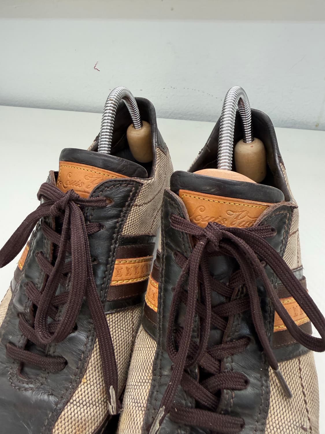 정품) 루이비통 남성 스니커즈 8 상품이미지4