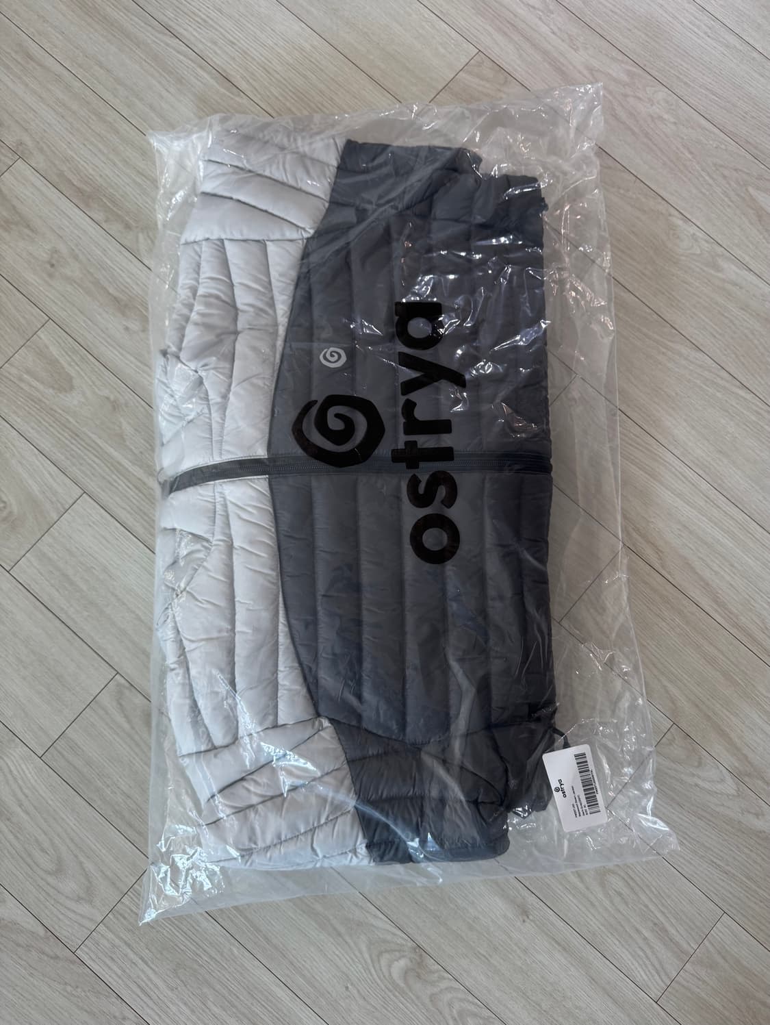 오스트리야 경량패딩 XL 새싱품 상품이미지10