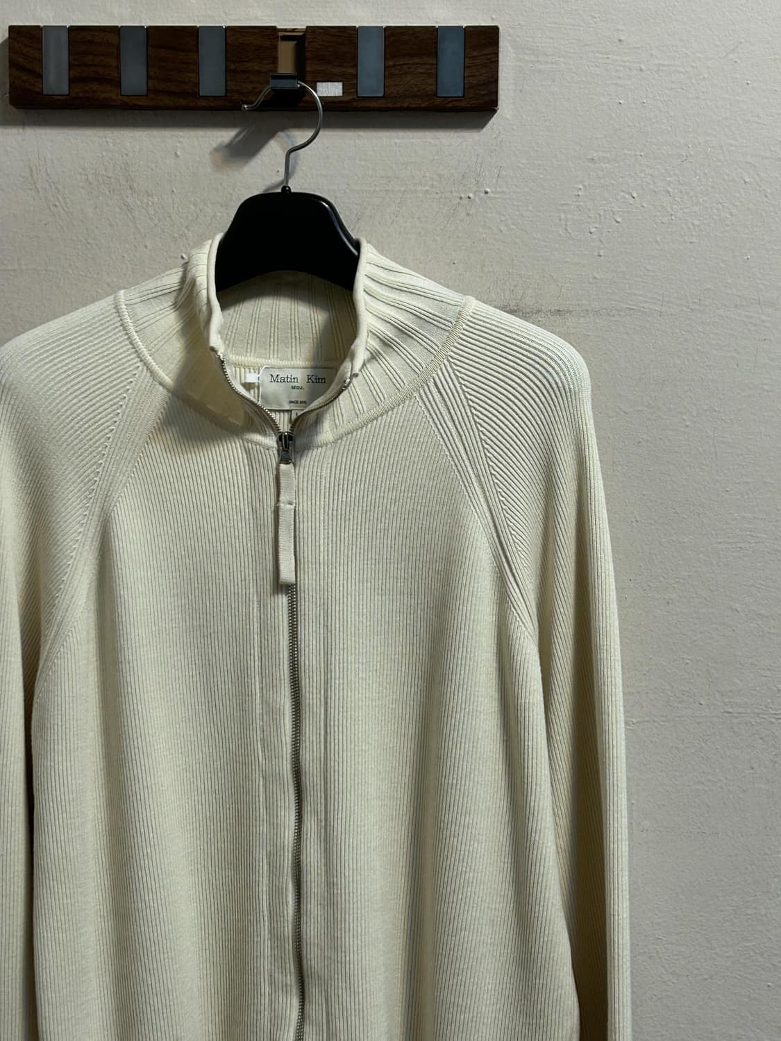 마뗑킴 로우엣지 집업 니트 상품이미지3