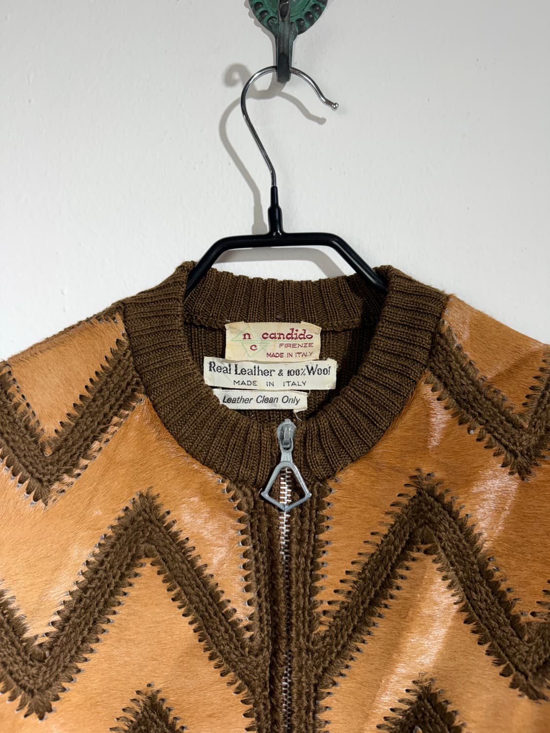 70s 이태리 메이드 카프헤어 니트 집업 상품이미지3