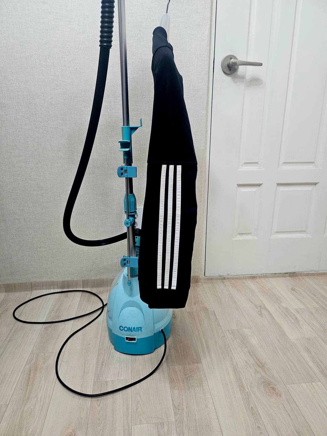 (95~100) 아디다스 에센셜 WTS [검흰] 트랙탑져지 상품이미지5