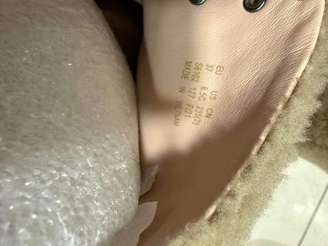 스튜어트 와이츠먼 SW 시어링 부츠 상품이미지3