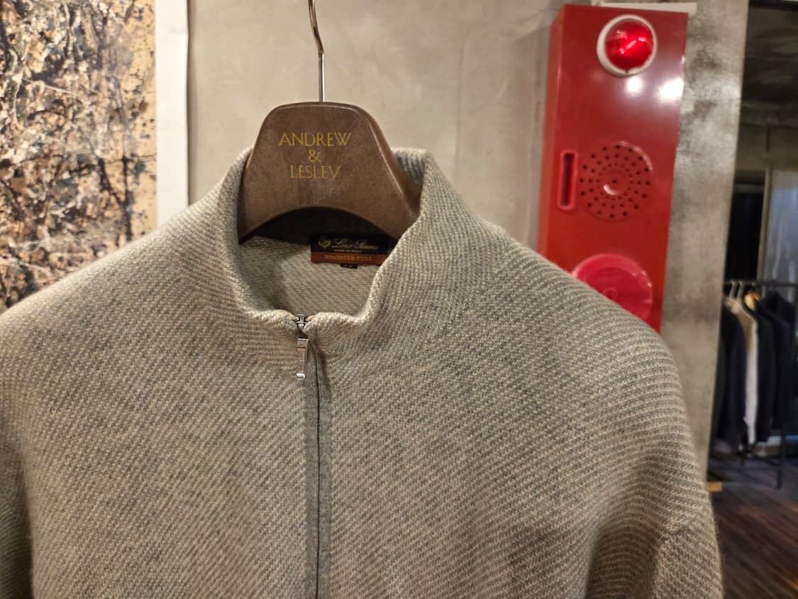 로로피아나 캐시미어 짚업니트 상품이미지3