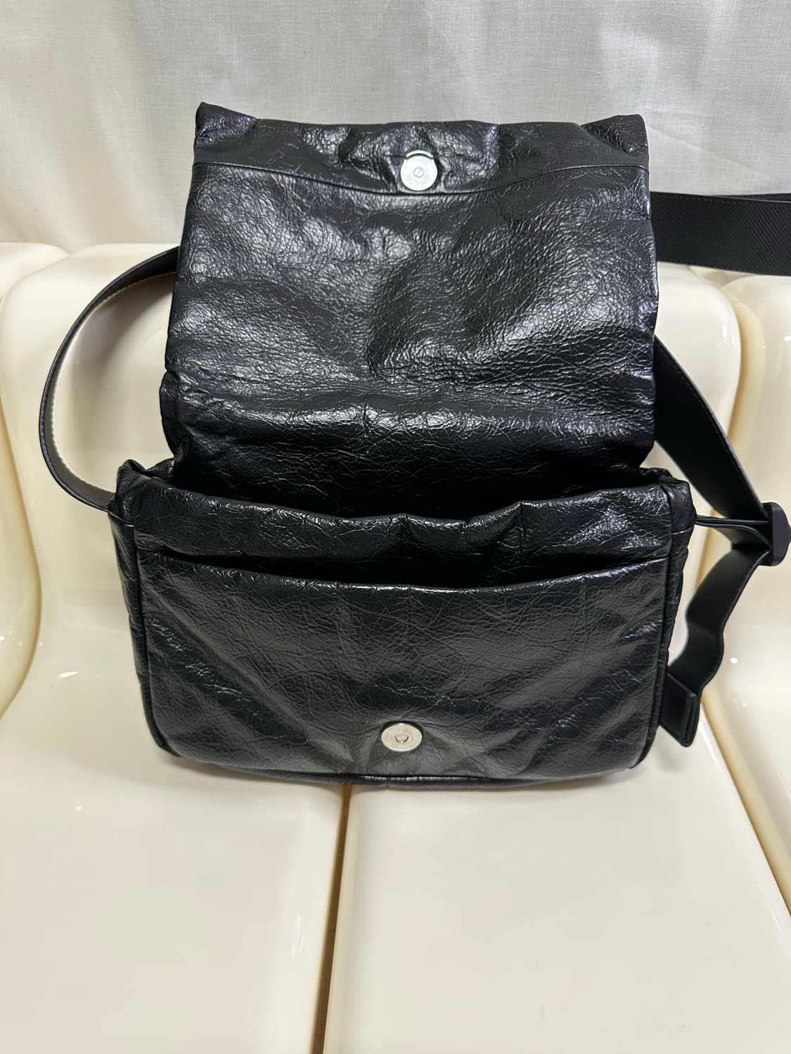 [SA 정품] 발렌시아가 모나코 플랩 메신저백  상품이미지3