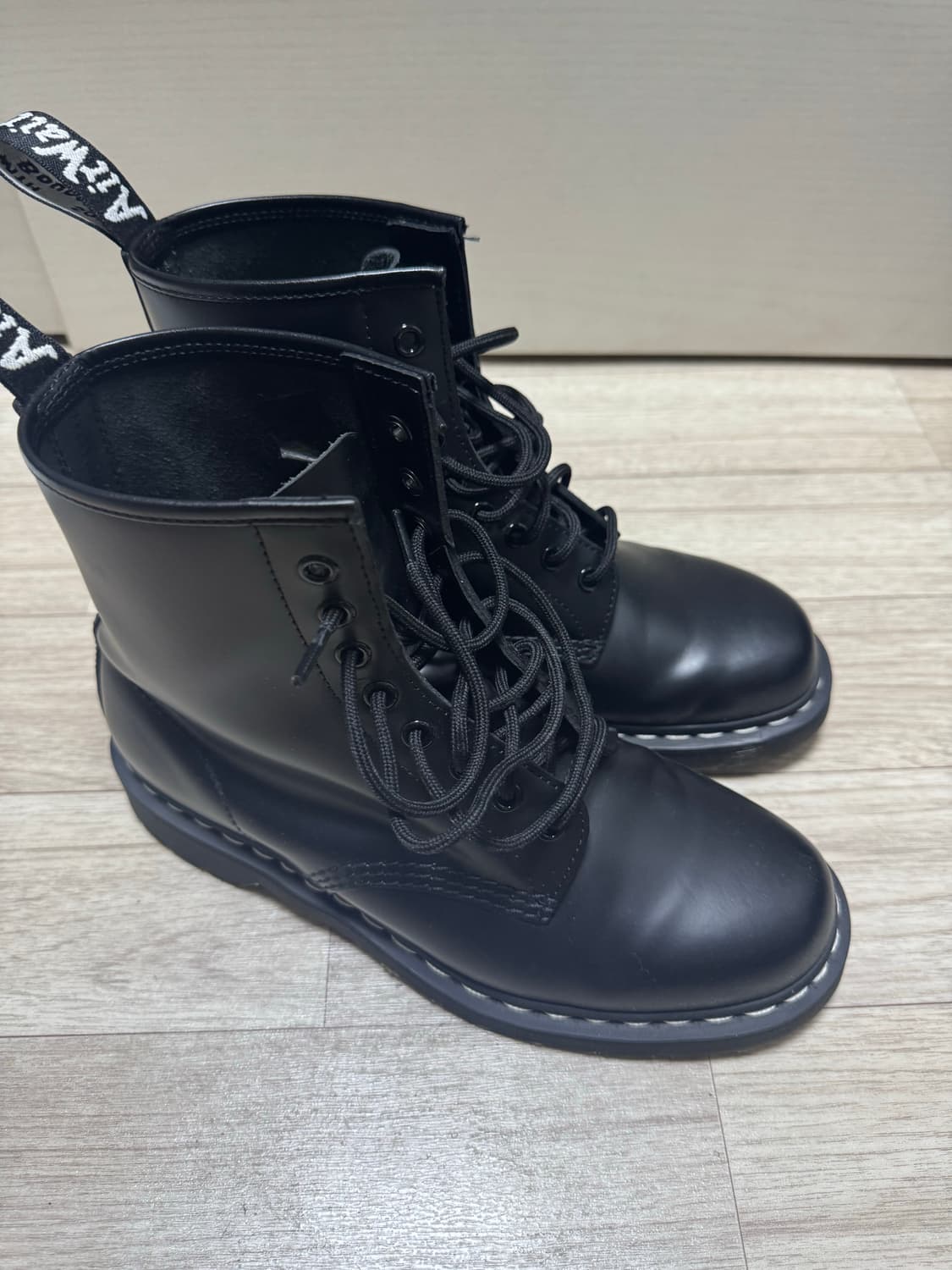 닥터마틴 1460 ws 270사이즈 판매합니다 상품이미지3