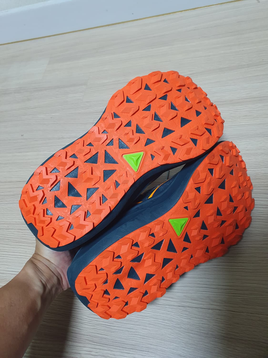 아식스 트라부코 맥스 4 트레일러닝화 255 상품이미지8