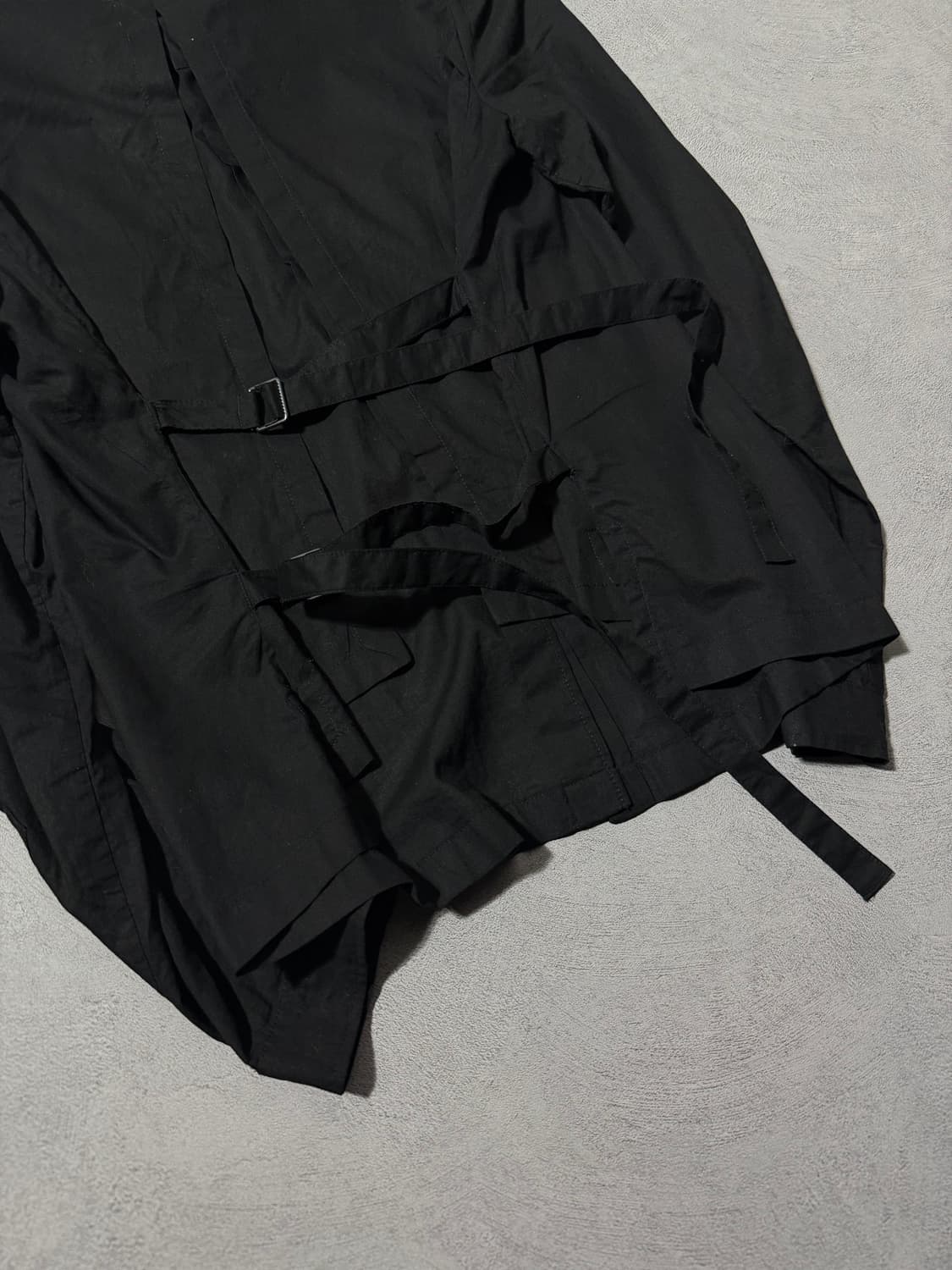 앤 드뮐미스터 백 스트랩 셔츠 상품이미지5