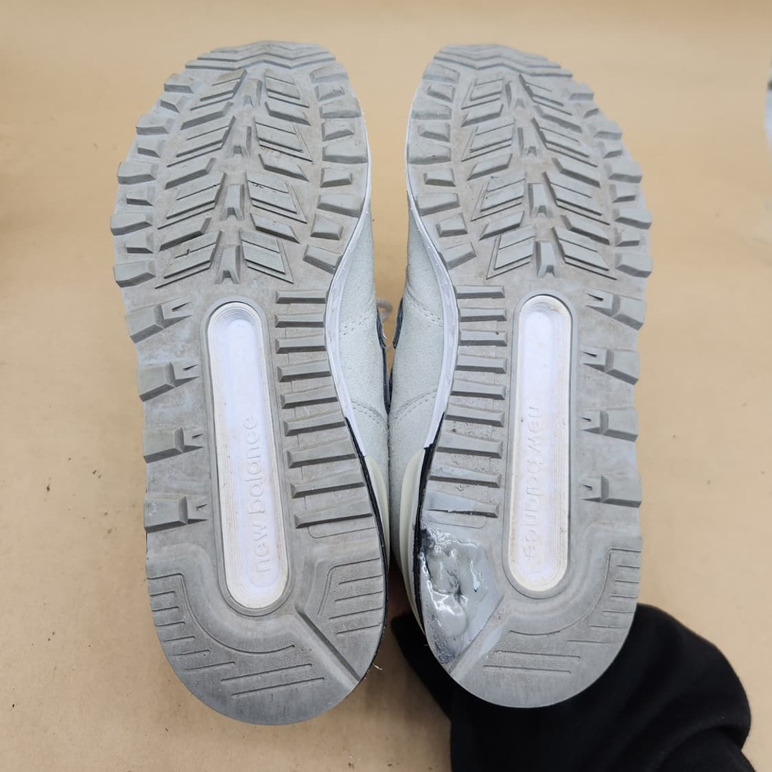 뉴발란스 574 남성운동화 250 상품이미지3