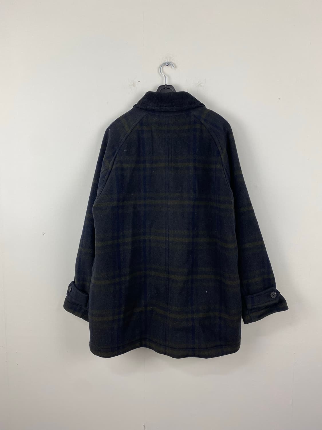 스튜디오 톰보이 블랙와치 체크 울 숏코트 상품이미지2