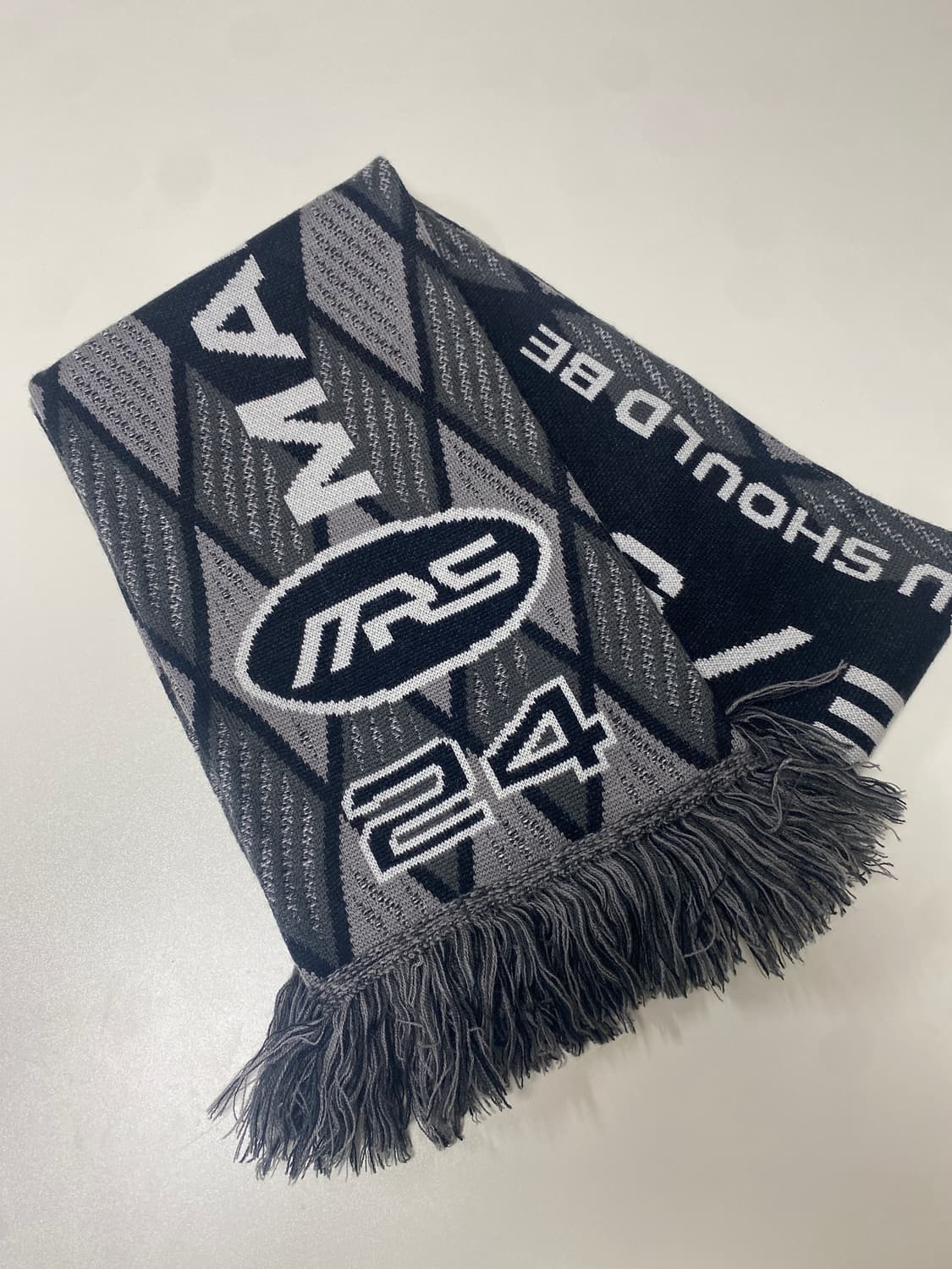 슈프림x마틴로즈 머플러 상품이미지1