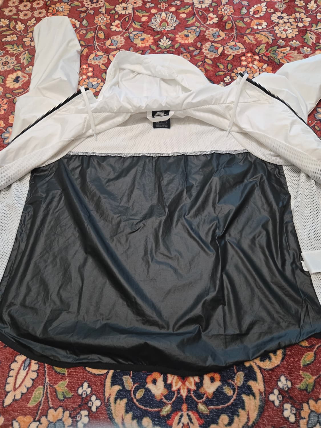 [M] 나이키 여성 윈드러너 바람막이 자켓 (블랙/화이트) 상품이미지10