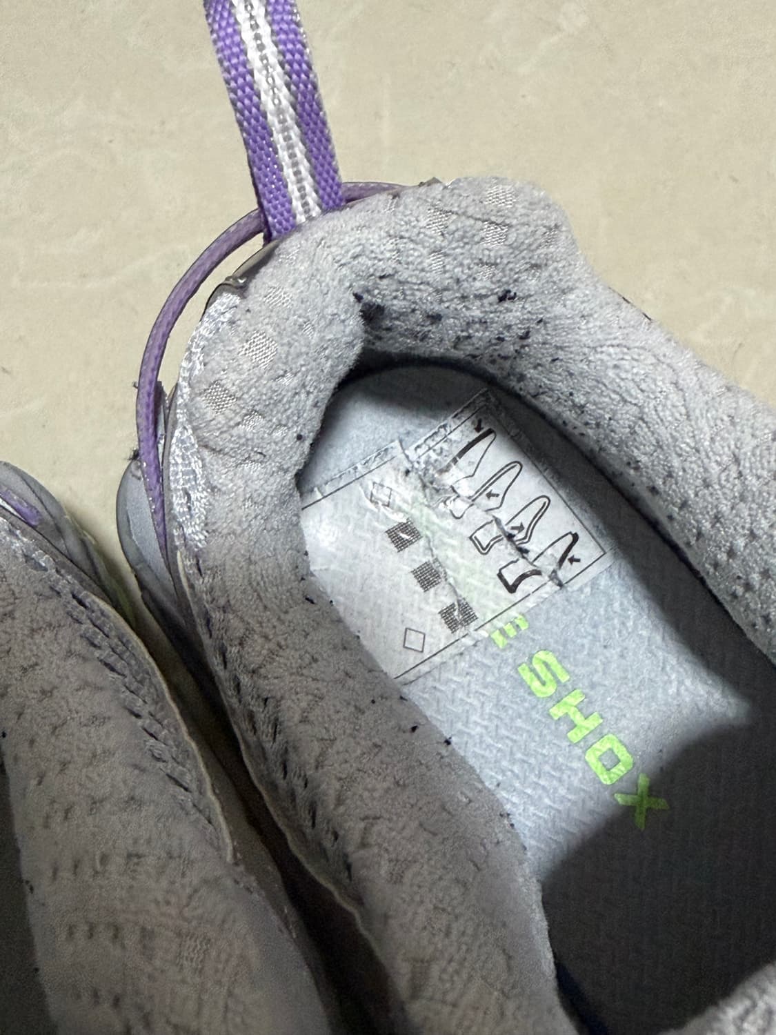 나이키 우먼스 샥스노바 tl 235 상품이미지3