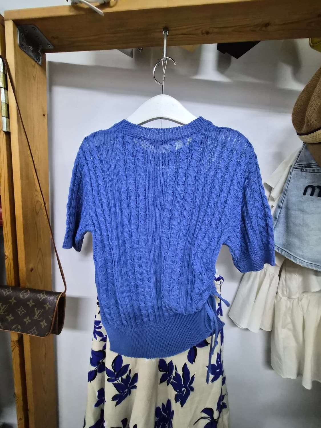 써스데이아일랜드 여름 셔링 니트 상품이미지8