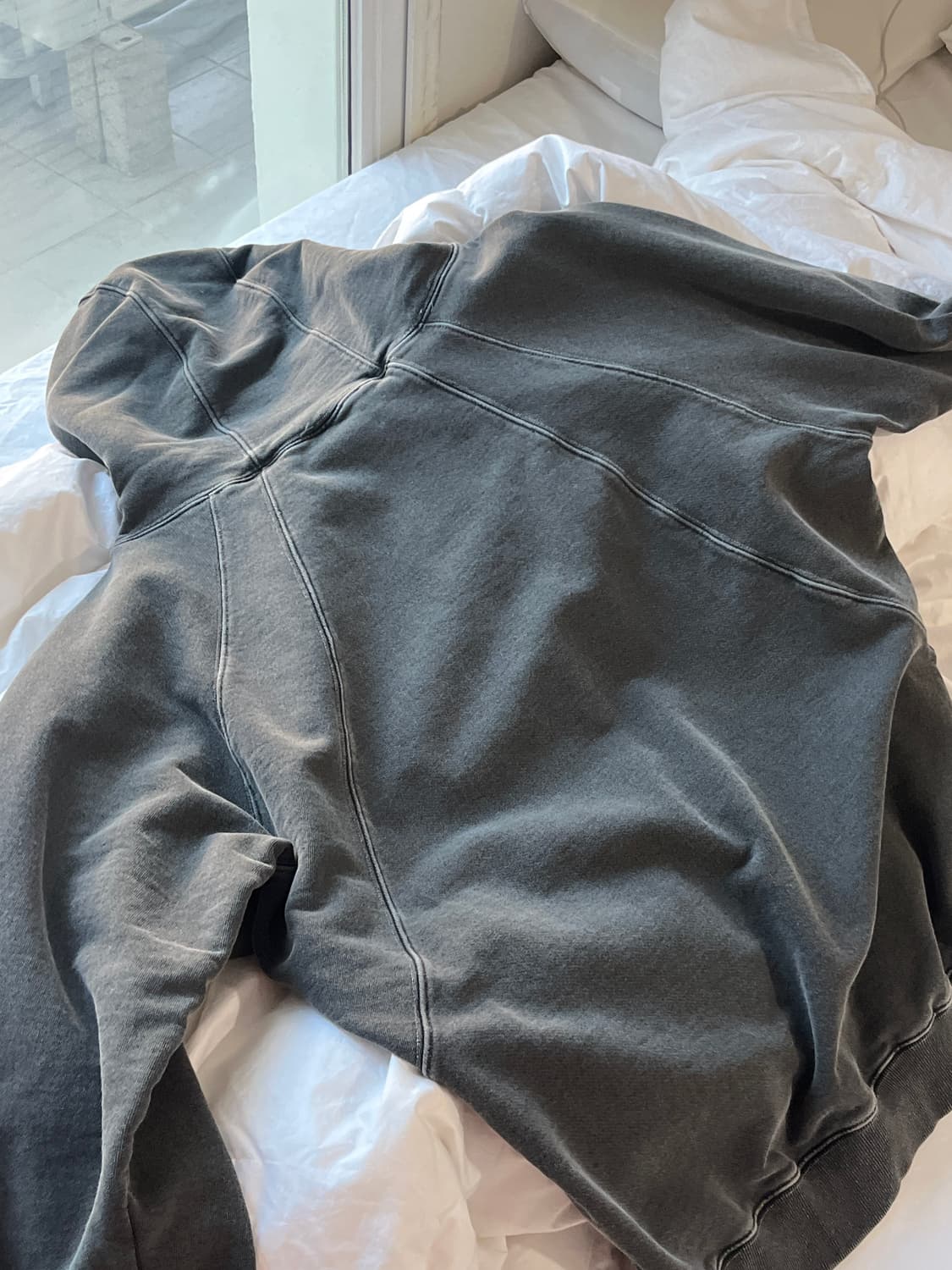 꼼파뇨 CP 피그먼트 스냅 후드티 상품이미지2