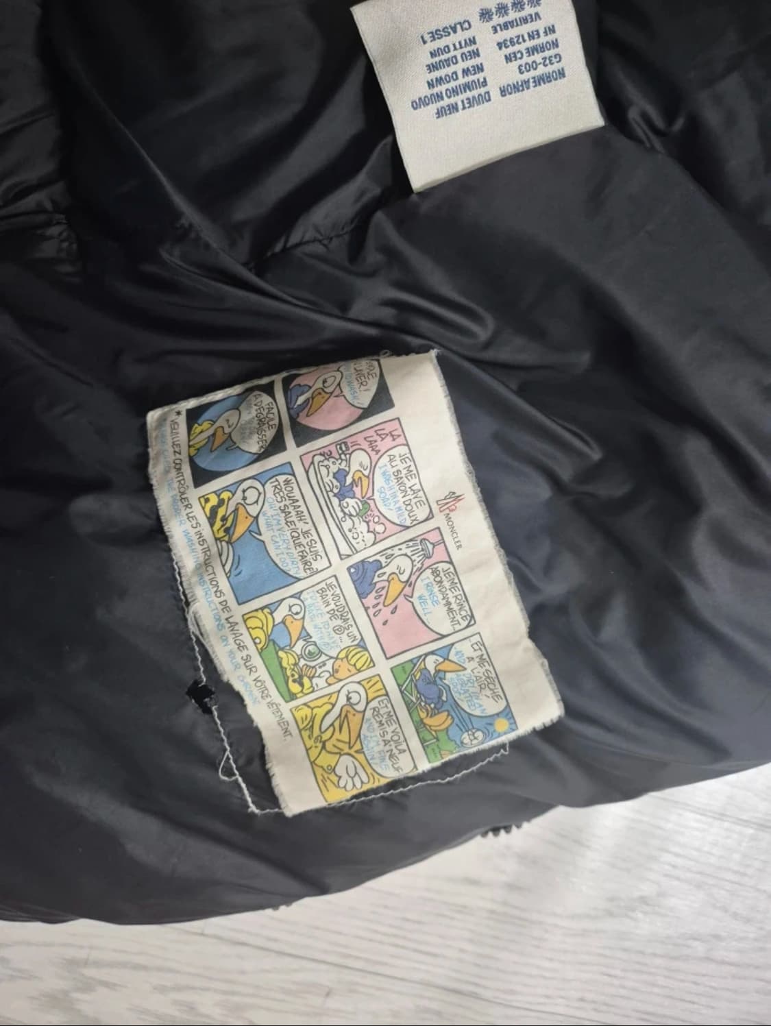 급처 몽클레어 몽제네브르 3사이즈 블랙 상품이미지5