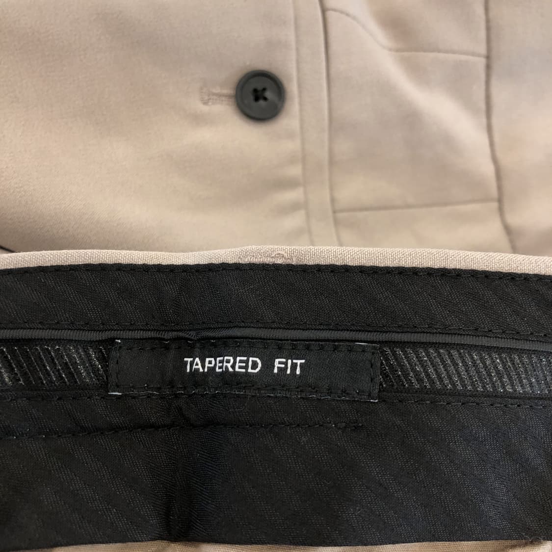 무신사스탠다드 (새상품) 테이퍼드 슬랙스 33 인치  상품이미지6