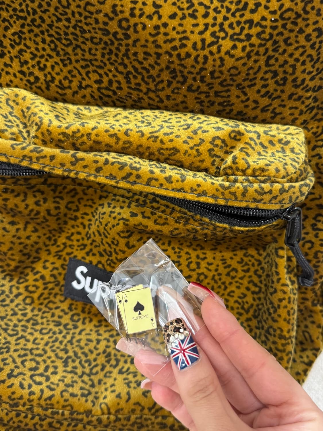 슈프림 레오파드 호피 백팩 가방 상품이미지3