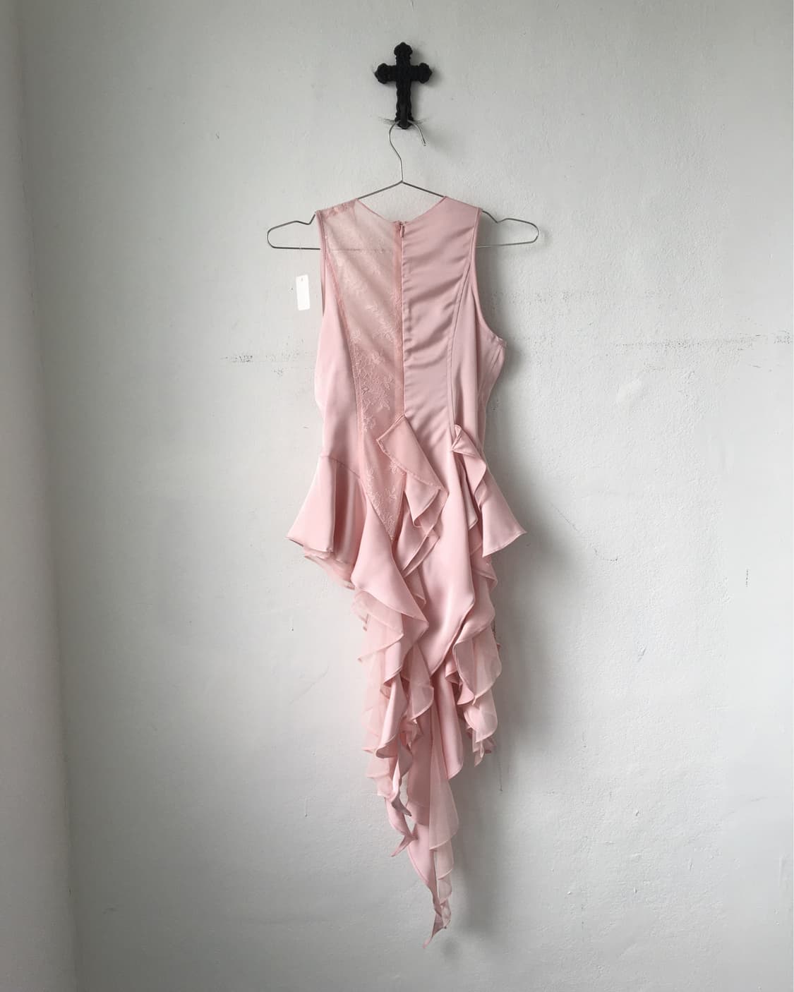 Ruffle drop unbalanced point sleeveless 상품이미지4