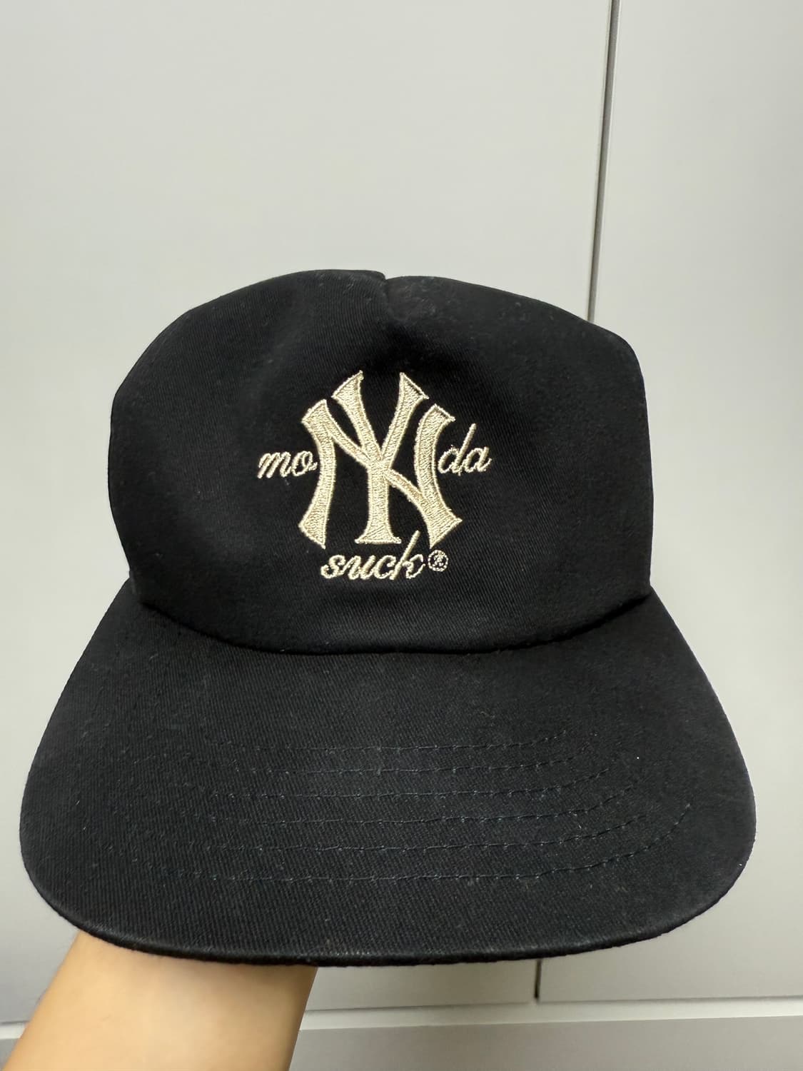 먼데이석 mondaysuck NY 볼캡 판매합니다. 상품이미지1