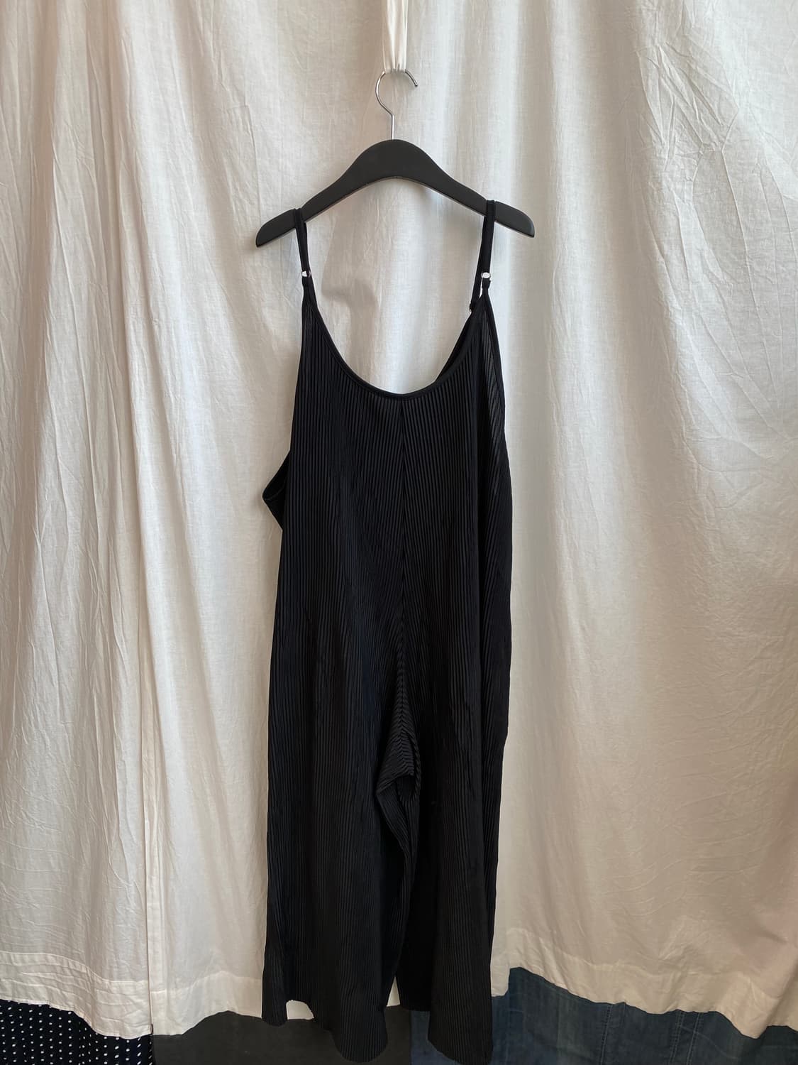 블랙 플리츠 점프수트(M) 상품이미지2