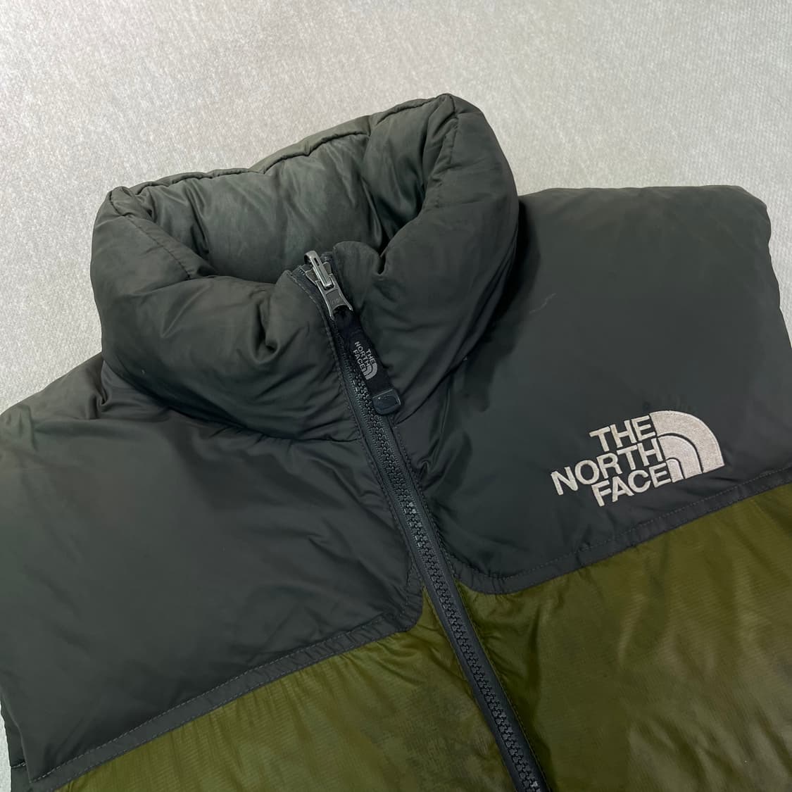 100 노스페이스1996 카키 눕시 조끼 패딩 상품이미지3