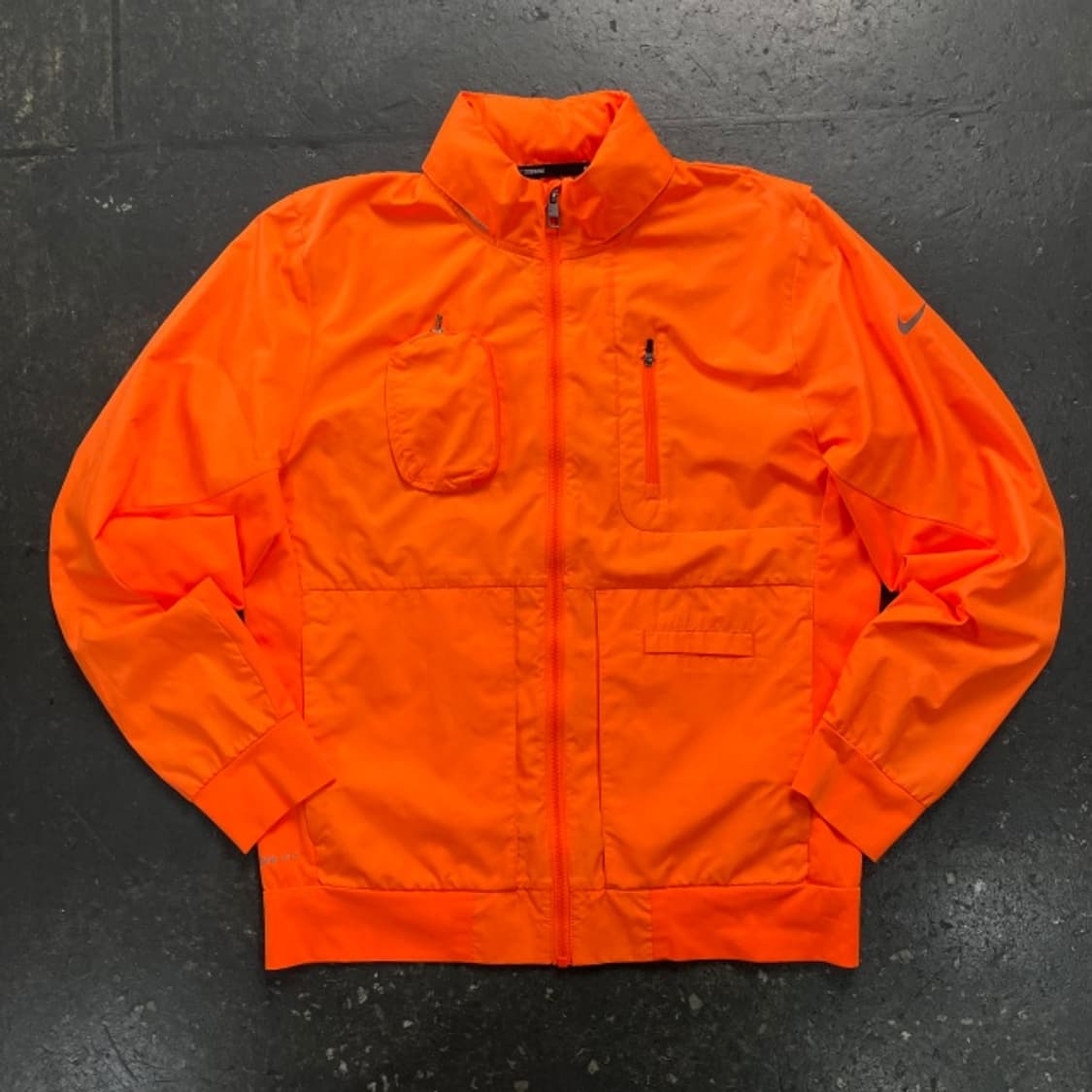 100 나이키 스톰핏 런닝 바람막이 상품이미지1