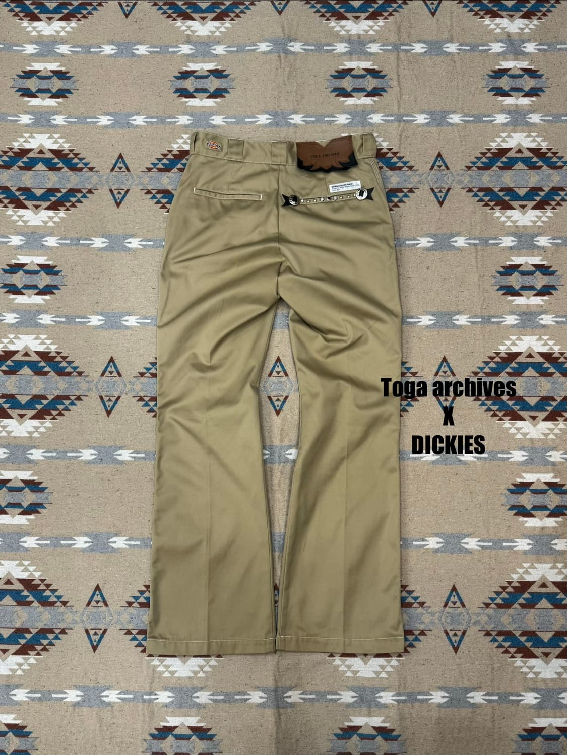 [46][M] 토가 아카이브 x 디키즈 플레어핏 팬츠 베이지 상품이미지1