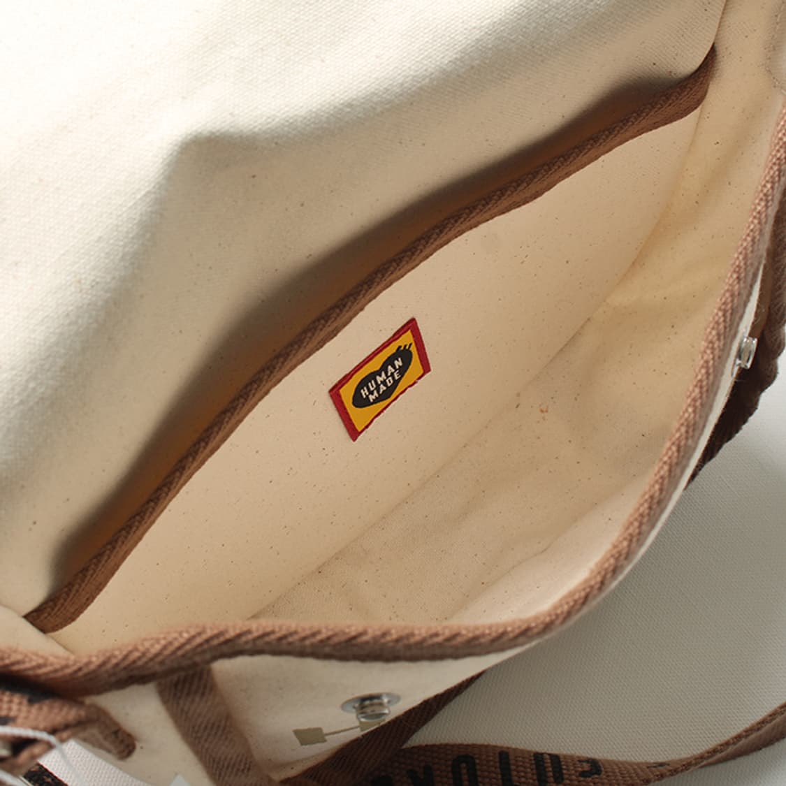 HUMAN MADE "Brown Shoulder Bag" 상품이미지8
