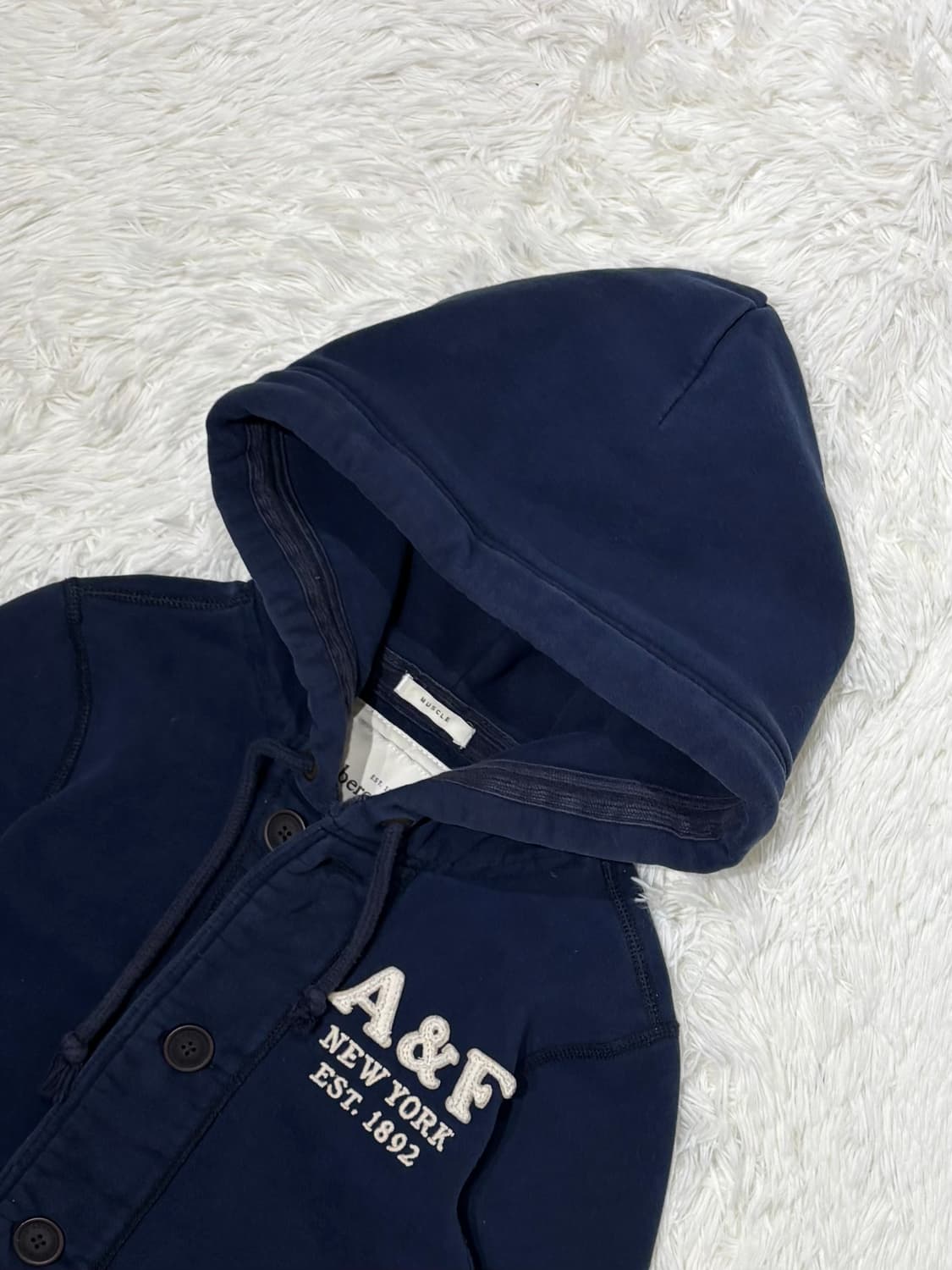 아베크롬비 네이비 버튼 후드집업 상품이미지4