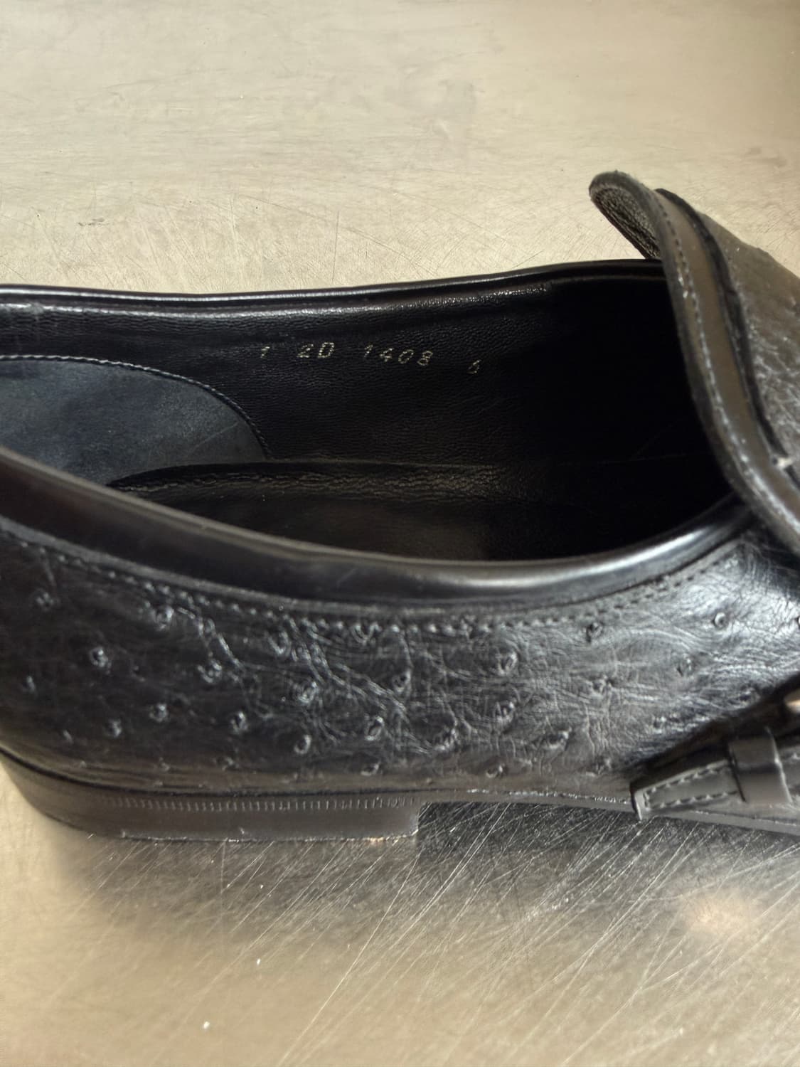 FW2000 프라다 타조 가죽 로퍼 상품이미지4