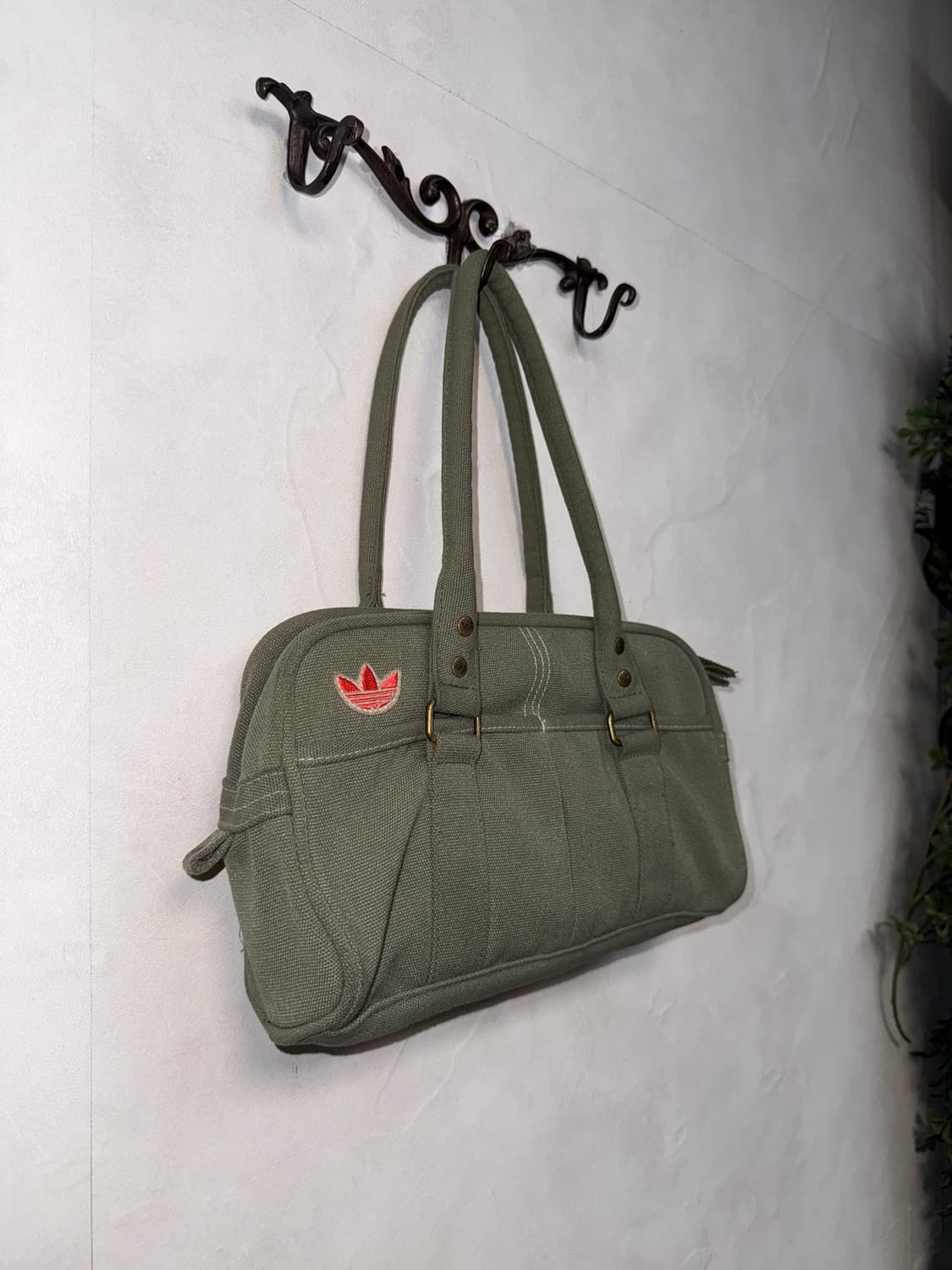 Adidas mute green firebird shoulder bag 상품이미지2