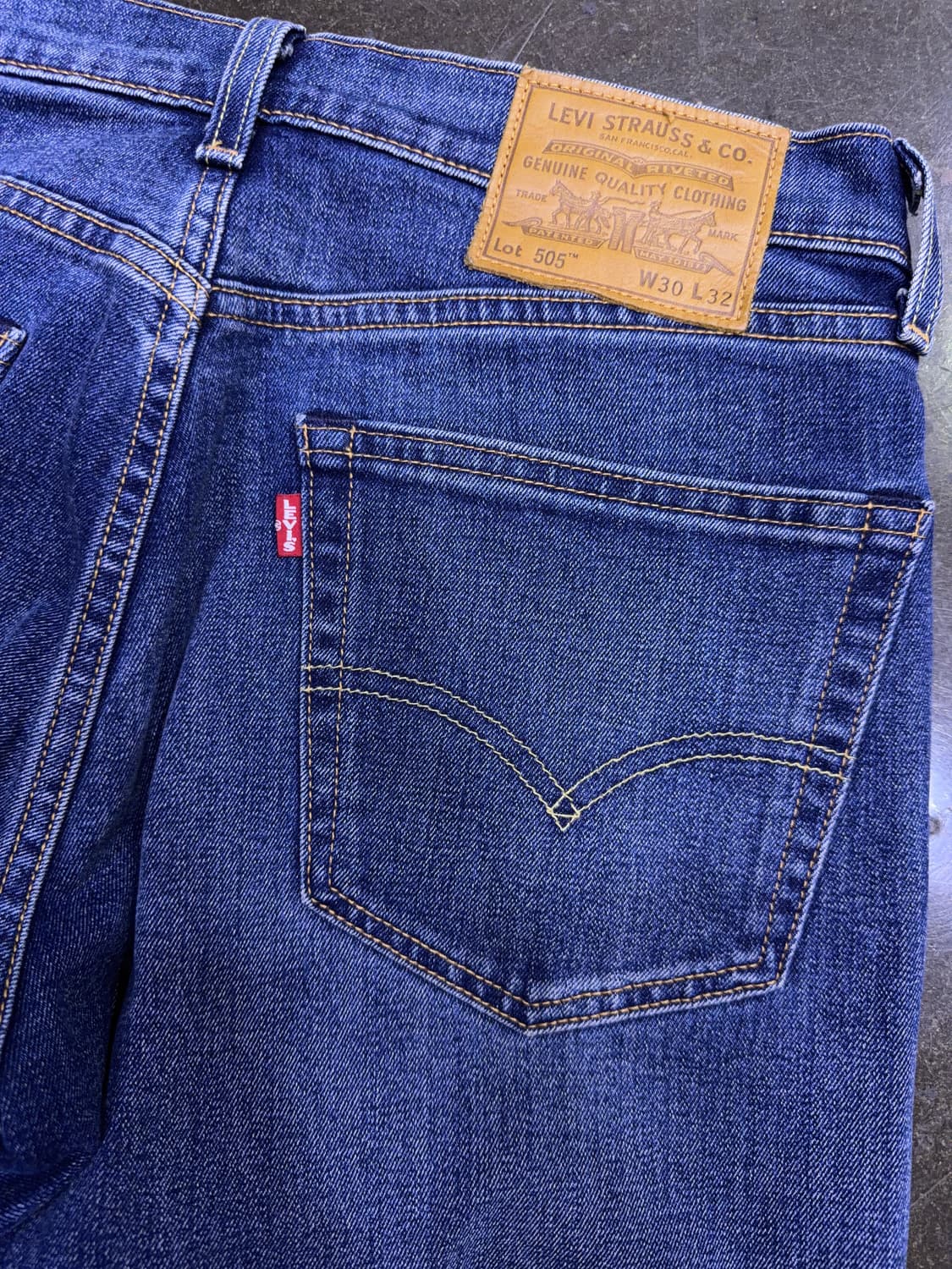 리바이스 505 프리미엄 빅E 약기모 워싱 레귤러 데님팬츠 30 상품이미지8