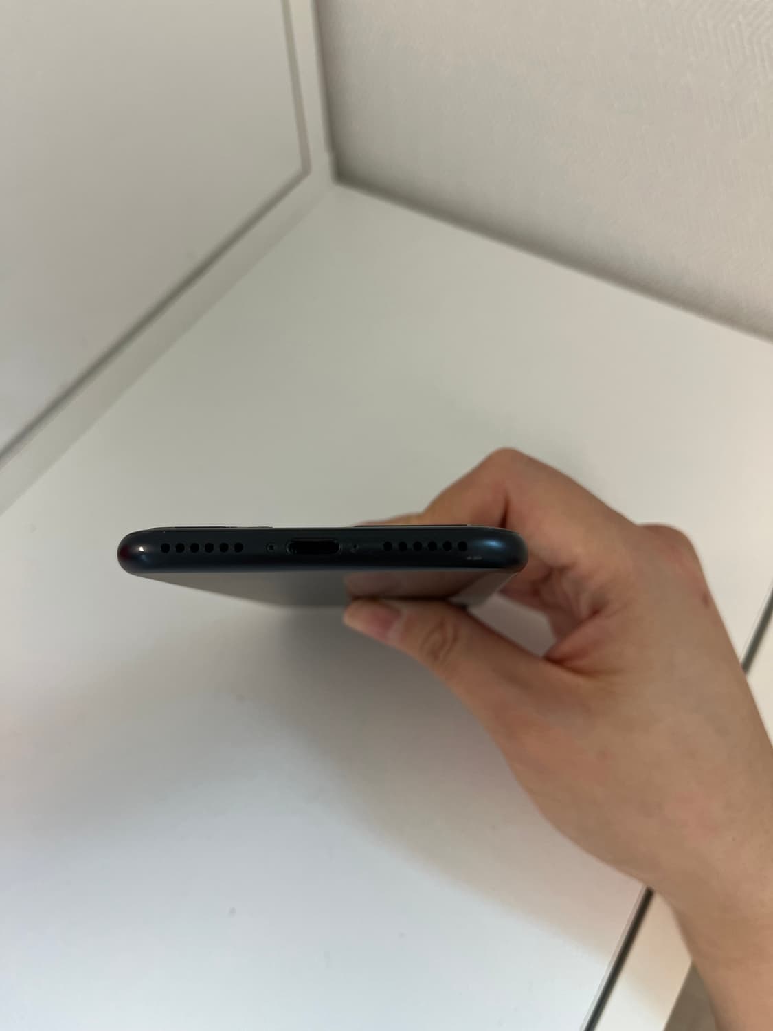 아이폰7 매트블랙 128GB 상품이미지6