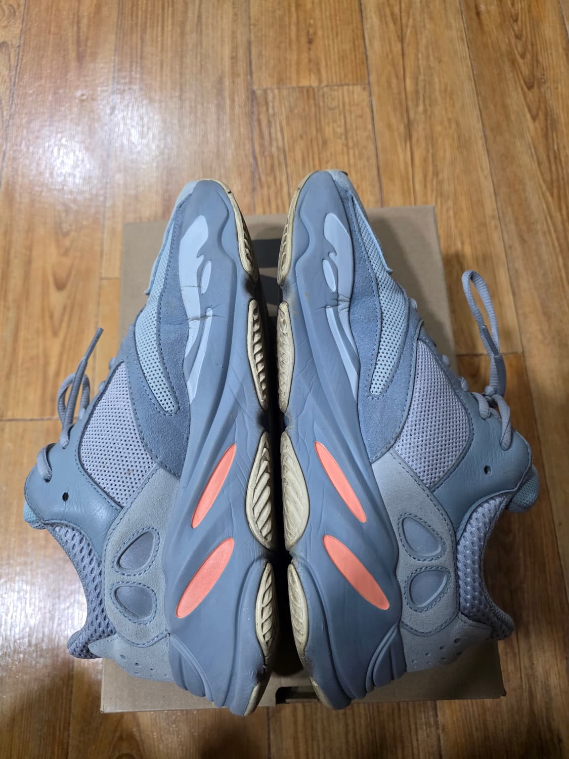 아디다스 이지부스트700 이너시아[280] 상품이미지2