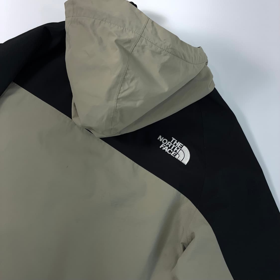 The northface  노스페이스 베이지 하이 마운틴 자켓  상품이미지5