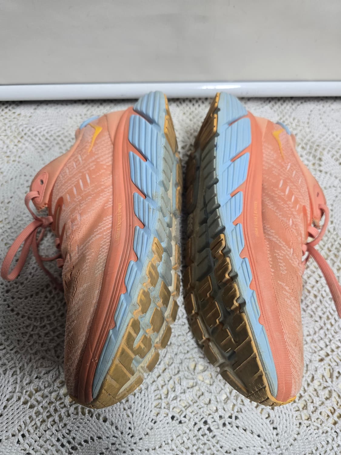 호카 런닝화 240 상품이미지2