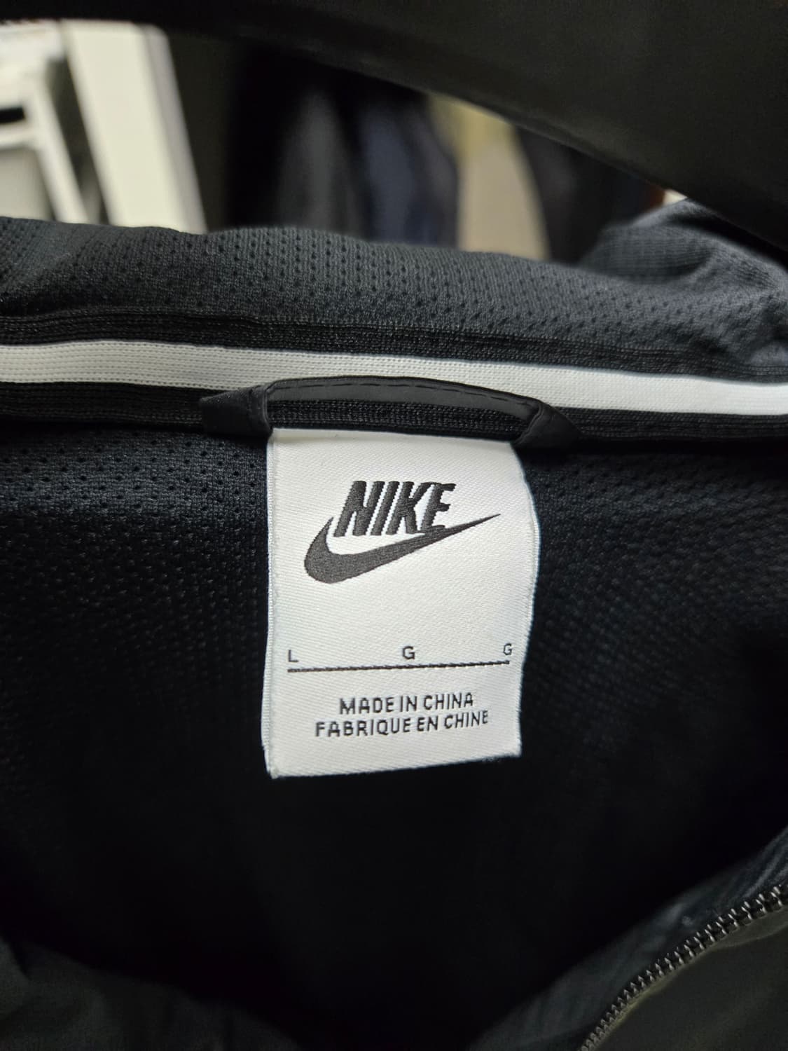 나이키 바람막이 블랙 L 상품이미지3