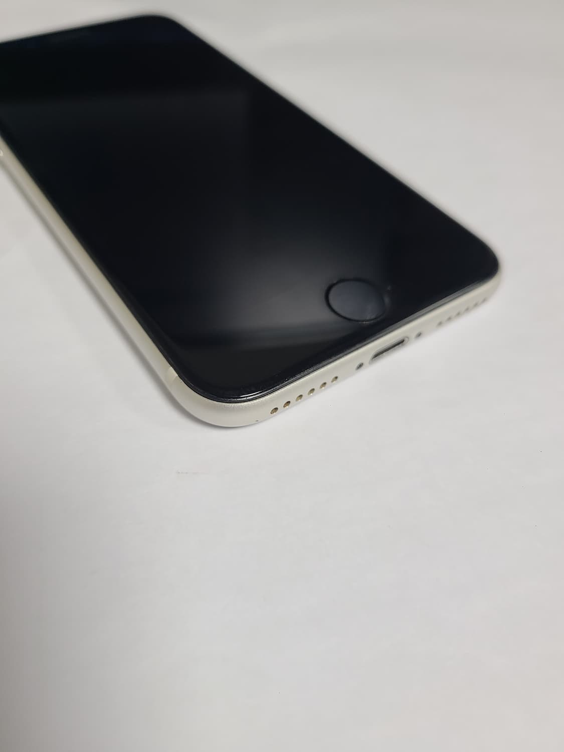 아이폰 se3 64G 화이트 배터리100 한국판 상품이미지9