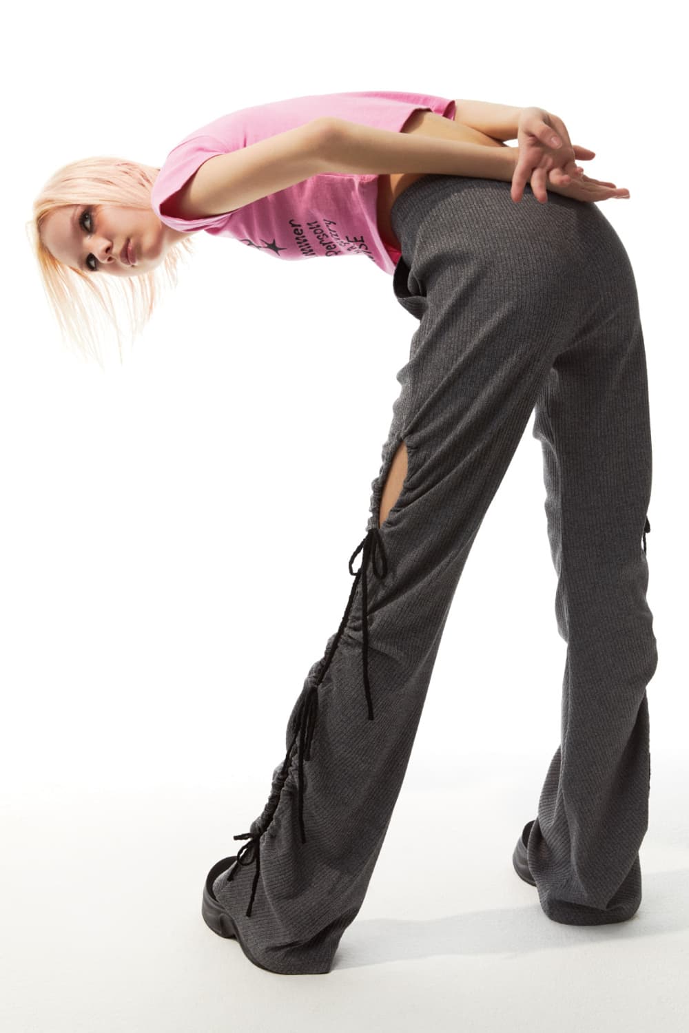 쓰리투에이티 오픈 사이드 리본 팬츠 차콜 상품이미지1