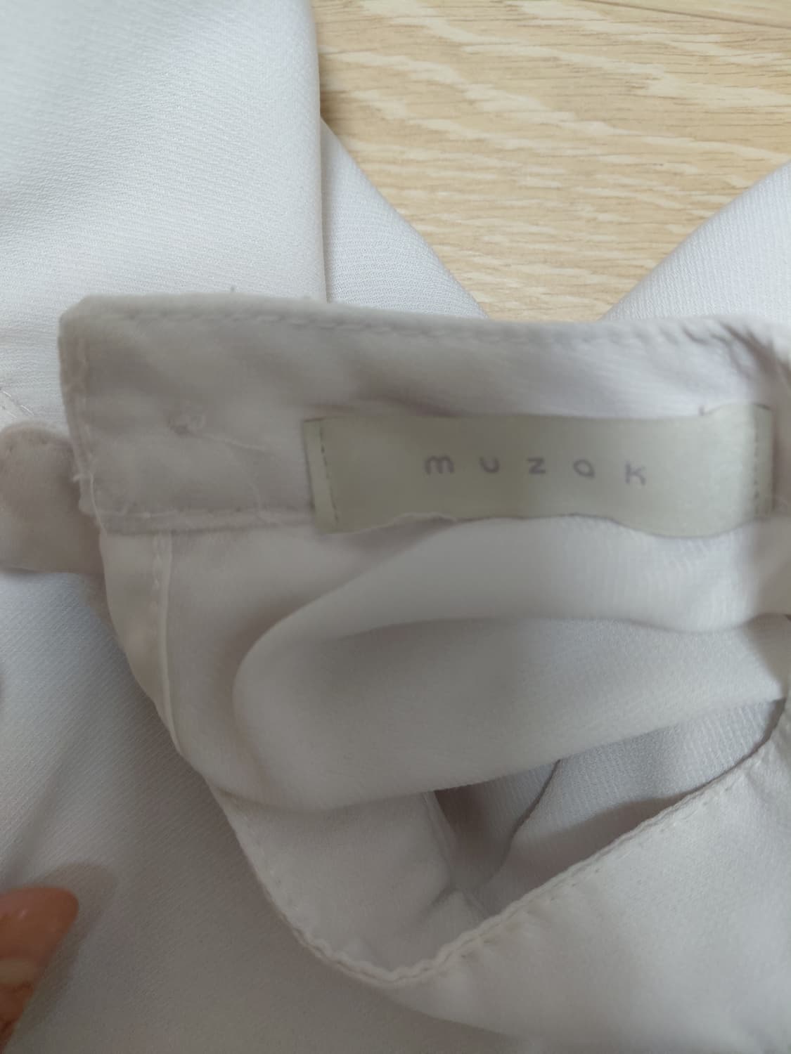 무자크muzak 레이스 소매 화이트 블라우스 상품이미지4