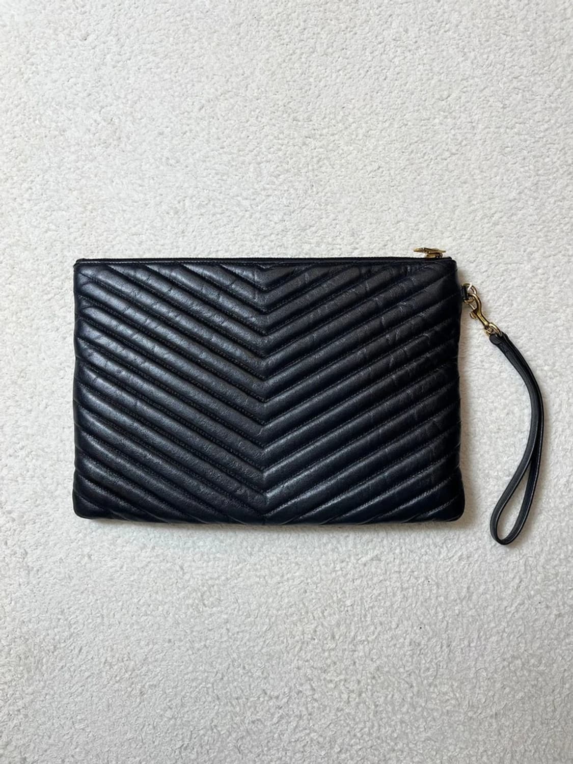 생로랑 YSL 금장 골드 마틀라쎄 클러치백 A1664 상품이미지6