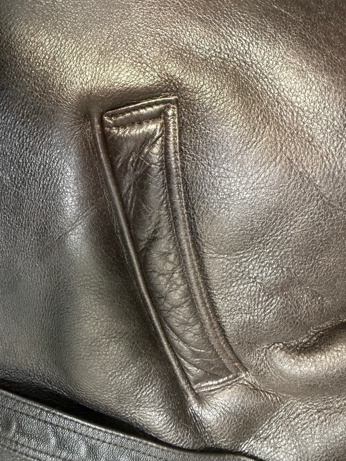 콕핏(cockpit)usa 톰하디무스탕 z2019w 50사이즈 판매합니다 상품이미지6