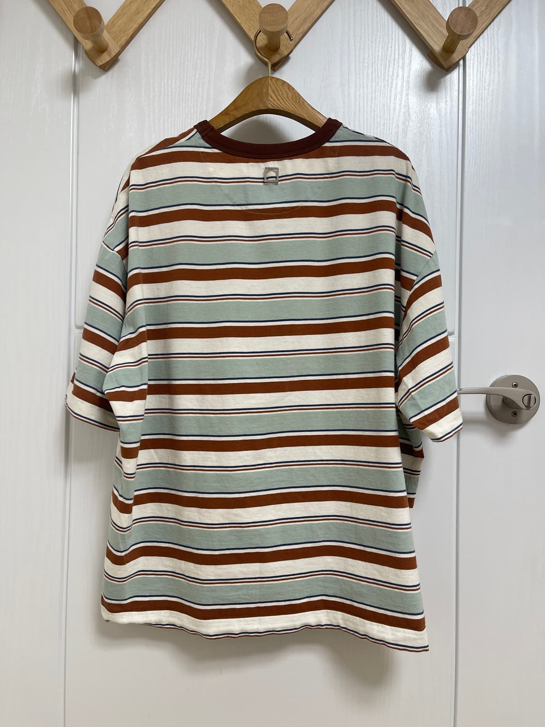 우영미 스트라이프 티셔츠 민트 25ss 46사이즈 상품이미지2