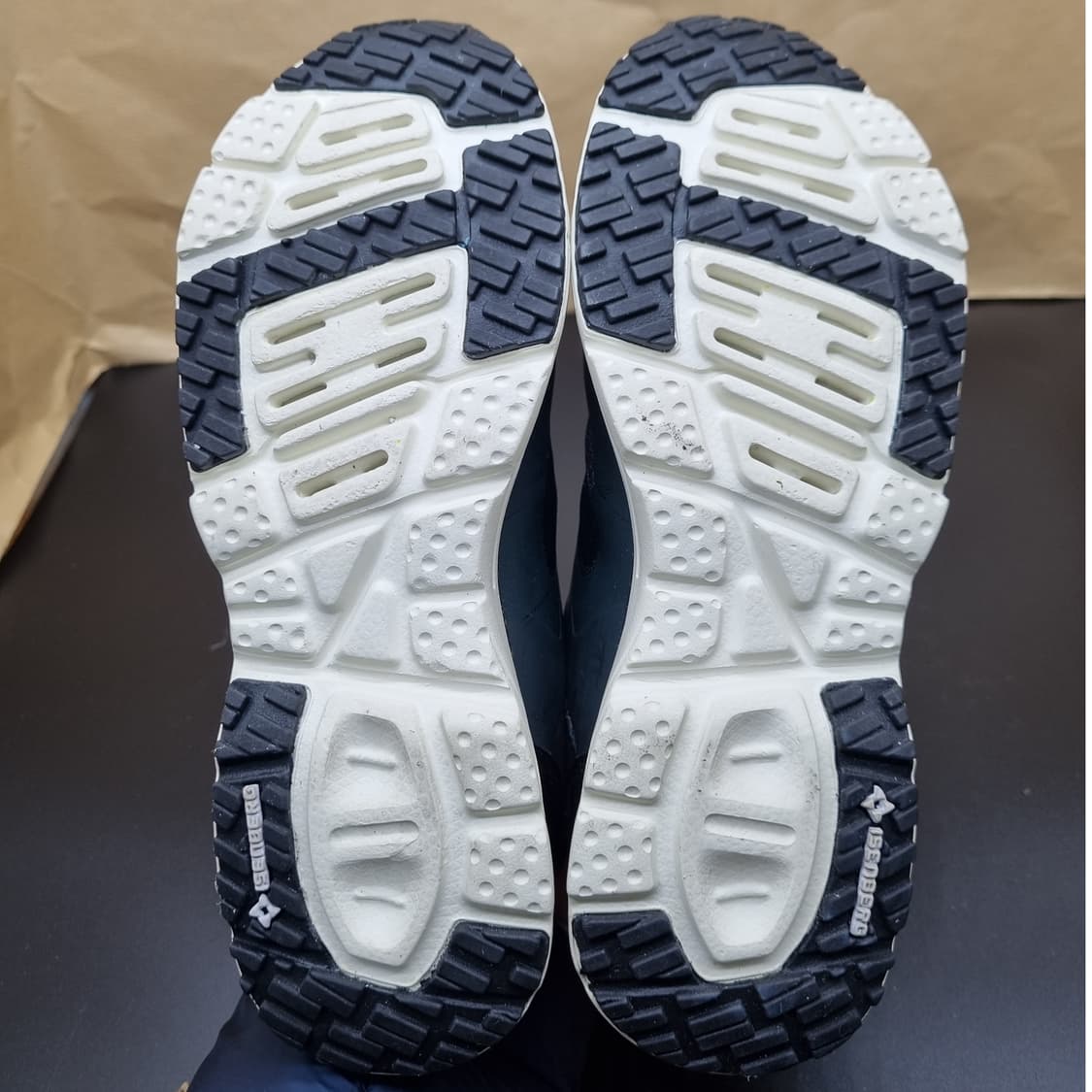 네파 이젠벅 트레킹화. 운동화 245 상품이미지3