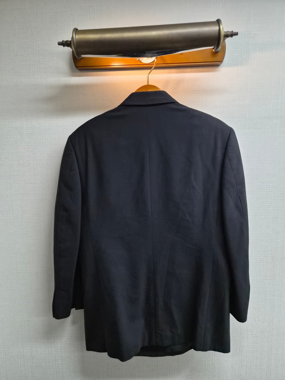 95) HARDY AMIES 네이비 금장 더블 브레스트 자켓 팝니다 상품이미지2